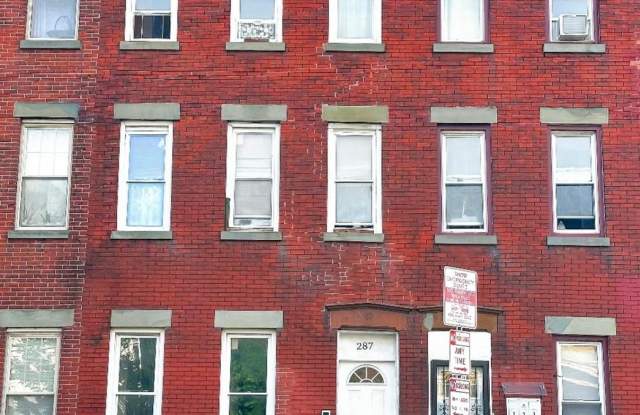 287 BERGEN AVE Gallery 4