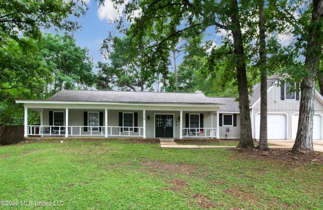 320 Helmsley Drive Gallery 2