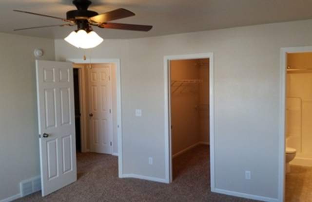 3 Bed 3 Bath Twin Home Gallery 4