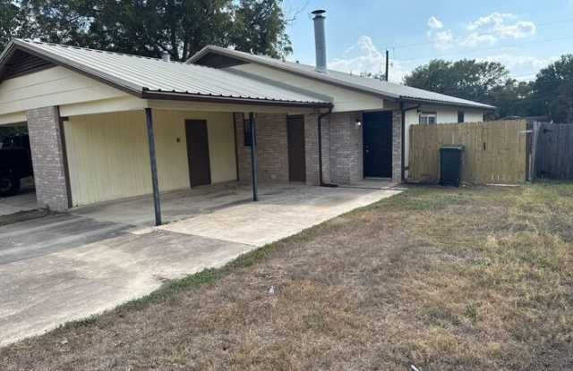 904 North Bishop Street photos photos