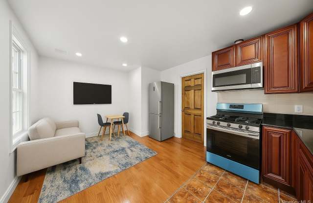 14 Yankee Place unit: 6 - 14 Yankee Place, Ellenville, NY 12428