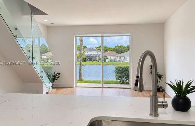 3818 San Simeon Cir Gallery 4