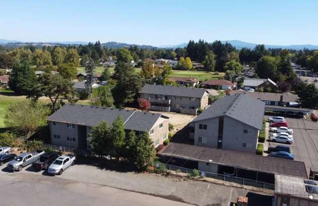 ES2275 -Eagle Rock Apartments Gallery 1