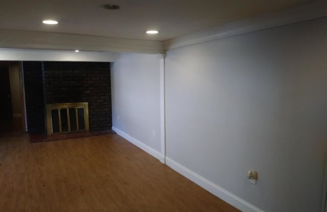 6911 German Hill Rd Gallery 2