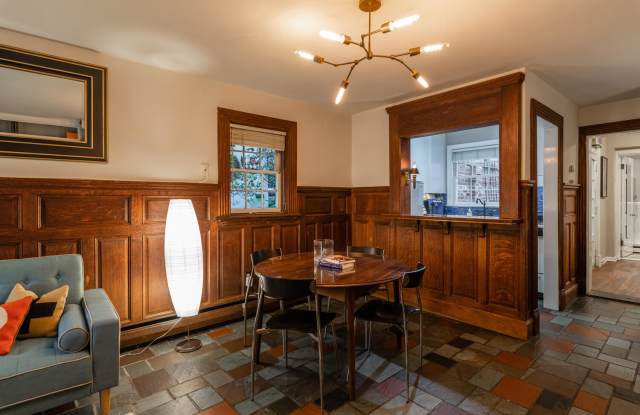 636 G Street Southeast #2 Gallery 3