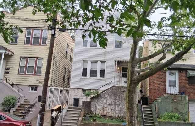 182 TERRACE AVE photos photos