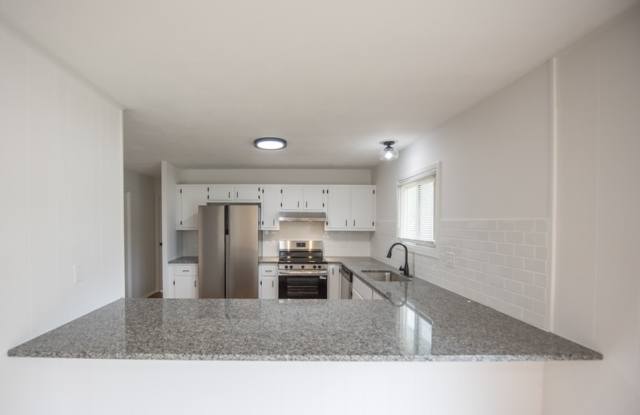 512 Sprague Road photos photos