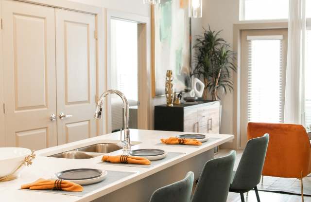 Jovie Lakeway photos photos