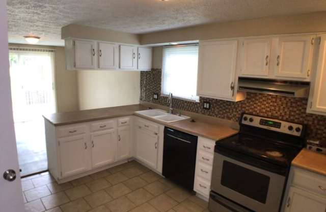 7013 Chimney Rock Court Gallery 3