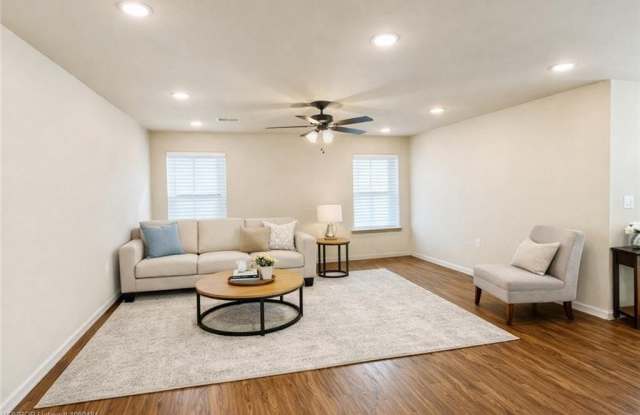 6819 Veterans AVE Gallery 4