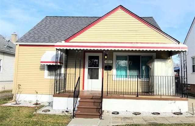 8645 STUDEBAKER Avenue - 8645 Studebaker Avenue, Warren, MI 48089