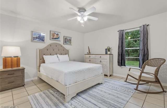 19144 Miami Boulevard Gallery 2
