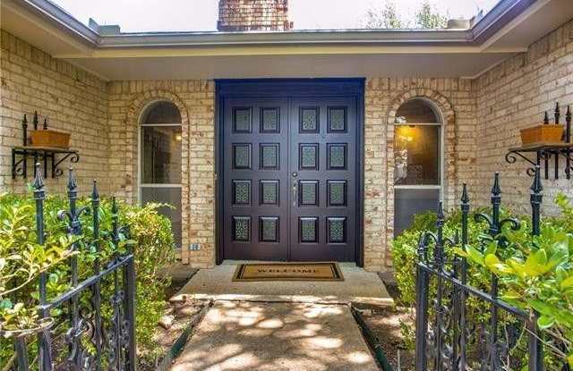 7305 Brennans Drive Gallery 2