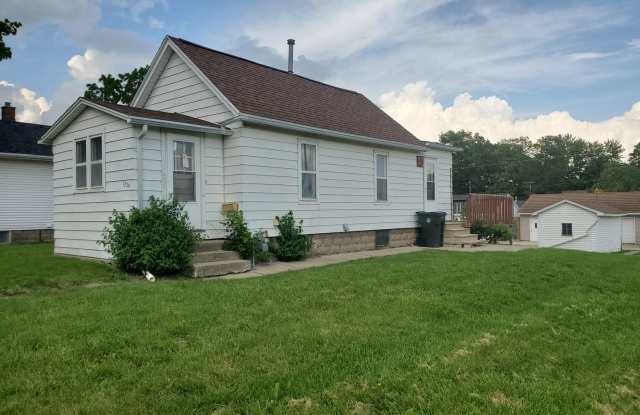 FOR RENT- 1239 Englewood Dr- Bring Your Furry Friends! photos photos