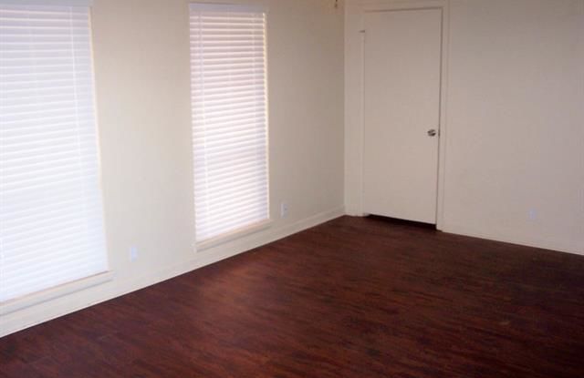 2008 Bradford Drive Gallery 2