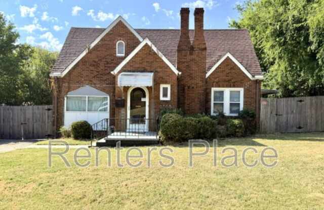 2233 N Denver Blvd. photos photos