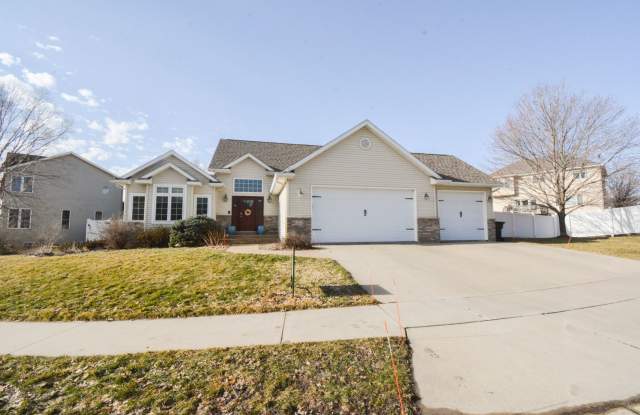 Gorgeous 5 Bed, 4 Bath Home with 4 Levels of Living Space For Rent photos photos