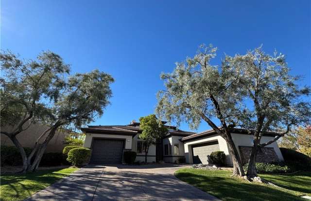 29 Plum Hollow Drive - 29 Plum Hollow Drive, Henderson, NV 89052