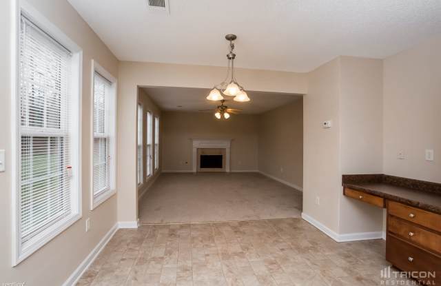5005 Dockside Drive Gallery 3