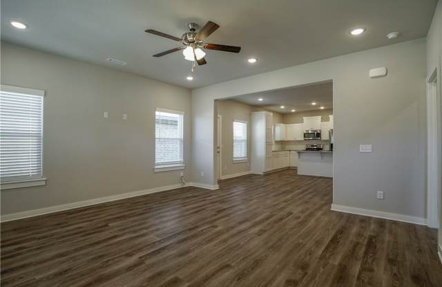 602 N Salem Road Gallery 2