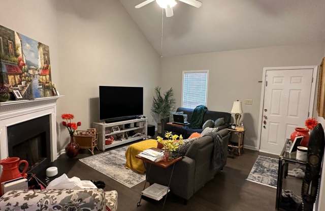 115 Wakefield Dr. Gallery 3