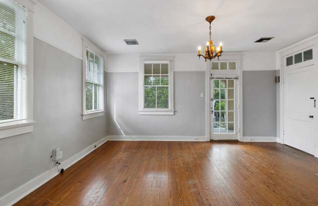 8114 Freret Gallery 4