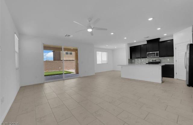 4368 Bayley Skye Avenue Gallery 3