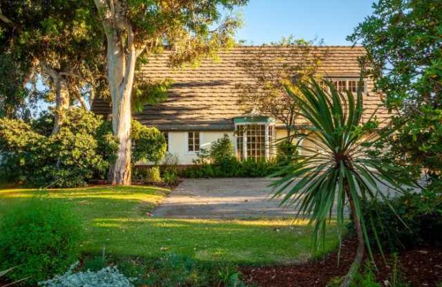 11488 Huston St Gallery 4