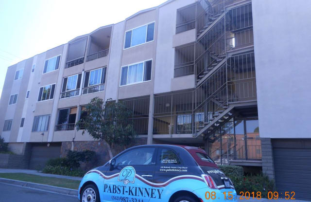 100 HERMOSA AVE. #2E - 100 Hermosa Ave, Long Beach, CA 90802