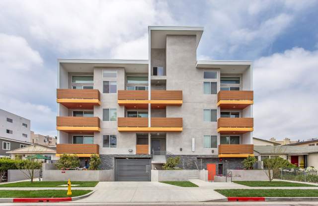 11755 Culver Boulevard photos photos