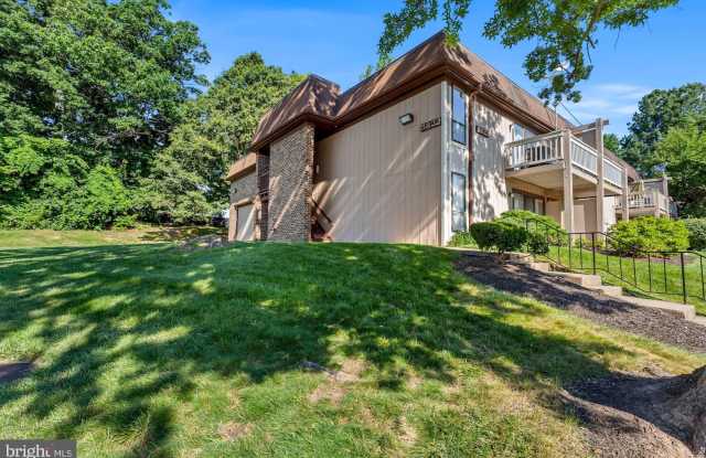 5822 ROYAL RIDGE DRIVE Gallery 3