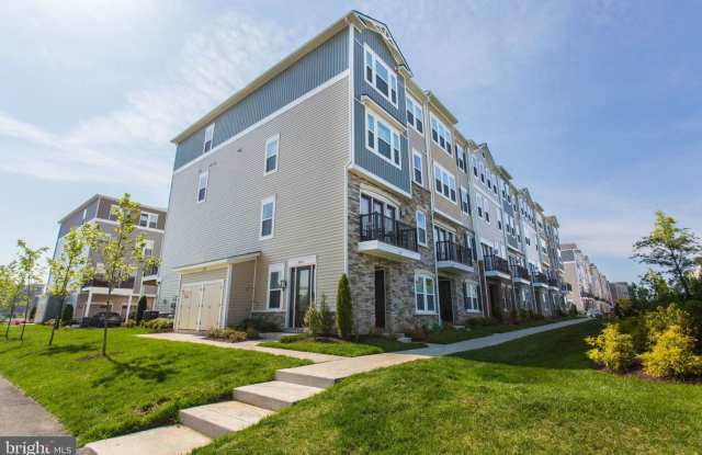 24511 GLENVILLE GROVE TERRACE Gallery 2