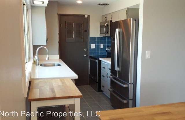 8631 46th Avenue SW Gallery 4