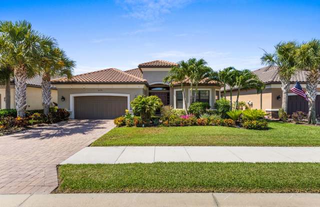 ** ESPLANADE AT HACIENDA LAKES ** 3 BED + DEN / 3 BATH - POOL HOME - SEASONAL OR SHORT TERM RENTAL photos photos
