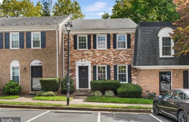 6605 MCLEAN CT Gallery 2