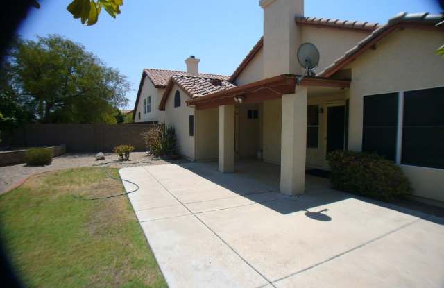 2838 E CALAVAR Road Gallery 3