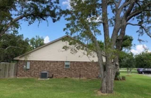 129 Old Angleton Road Gallery 3