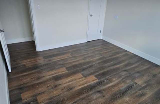 2746 Boulder St 8 Gallery 4