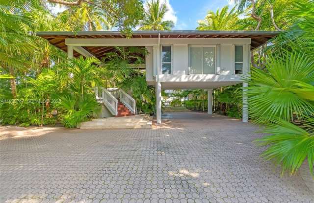 655 N Mashta Dr photos photos 655 N Mashta Dr photos photos