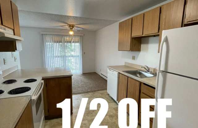 1/2 Off First Full Month! Upper Floor 2 Bedroom Apartment With Washer/Dryer! photos photos