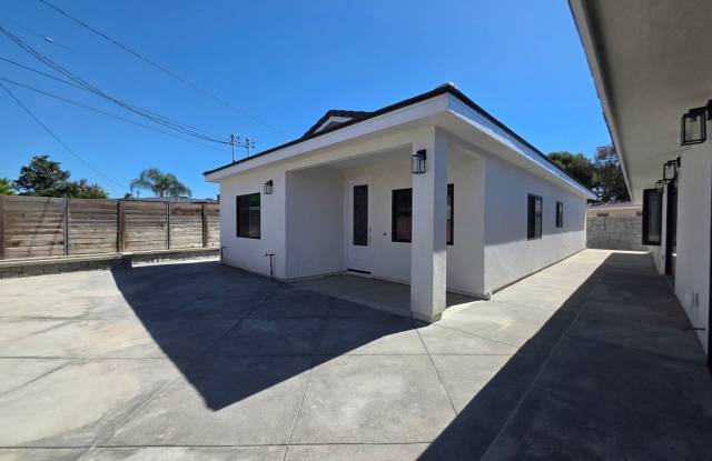 NEW BUILD Charming 3BR House in Garden Grove photos photos