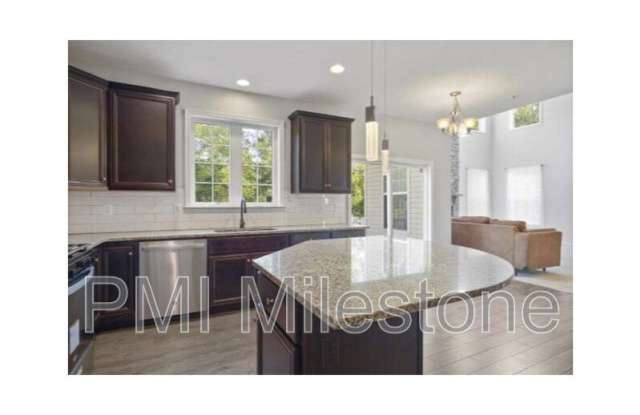 19004 Mount Maple Court Gallery 2