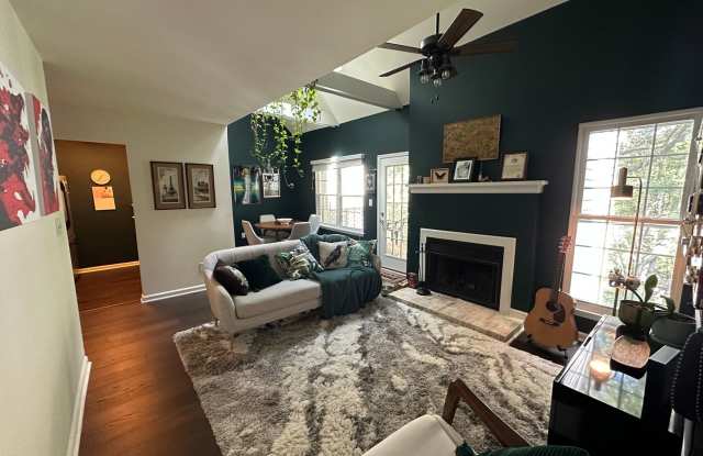 Charming 2-Bedroom Loft-Style Condo in a Peaceful, Safe Neighborhood photos photos