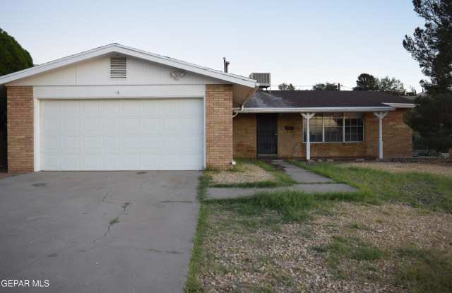 136 S Festival Drive - 136 South Festival Drive, El Paso, TX 79912