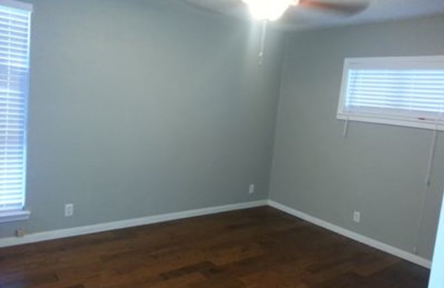 1102 Echo Lane Gallery 4