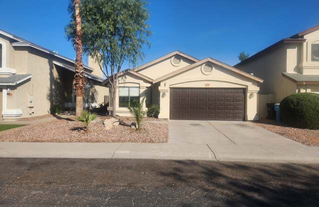 802 E ROSEMONTE Drive - 802 East Rosemonte Drive, Phoenix, AZ 85024