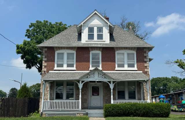 Spacious West Norriton Old World charm 4 Bedroom Colonial for rent $2,500/month photos photos