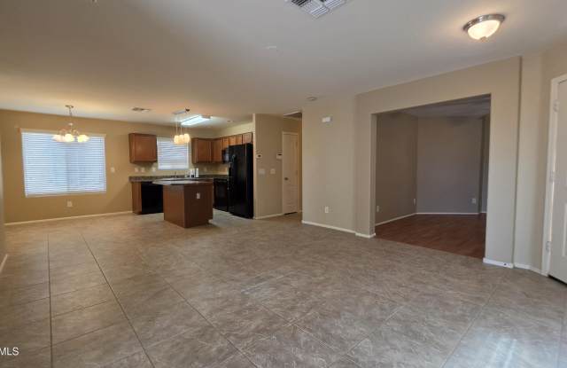 40458 W HAYDEN Drive Gallery 2