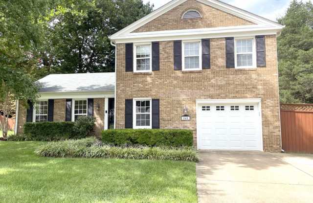 ***4 Bed, 2.5 Bath SFH in the Heart of Herndon for Rent!*** - 845 Colvin Court, Herndon, VA 20170 ***4 Bed, 2.5 Bath SFH in the Heart of Herndon for Rent!*** - 845 Colvin Court, Herndon, VA 20170