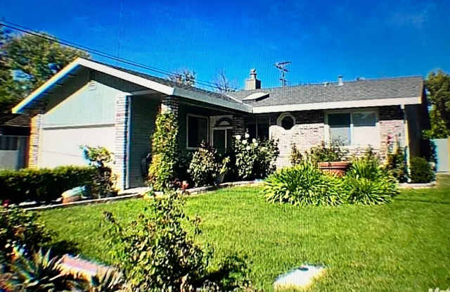 Home for Rent in Sacramento, CA 95821 - 3705 Whitney Avenue, Arden-Arcade, CA 95821 Home for Rent in Sacramento, CA 95821 - 3705 Whitney Avenue, Arden-Arcade, CA 95821